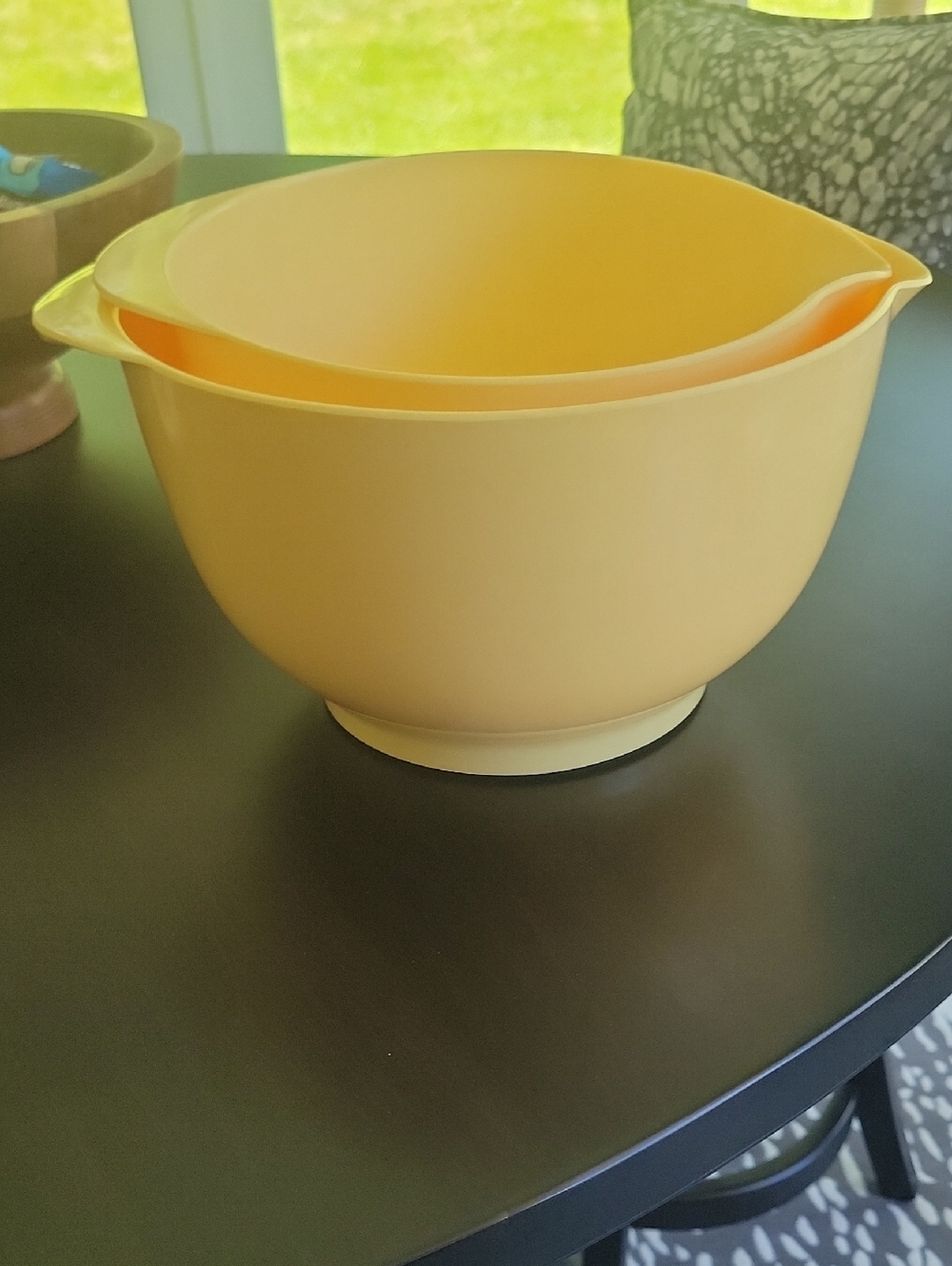 Yellow Mixing Bowls with Pour Spout - Home Kitchen